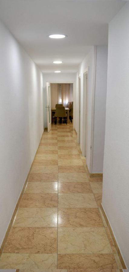 Apartamentos Atlas Terrassa II Dış mekan fotoğraf